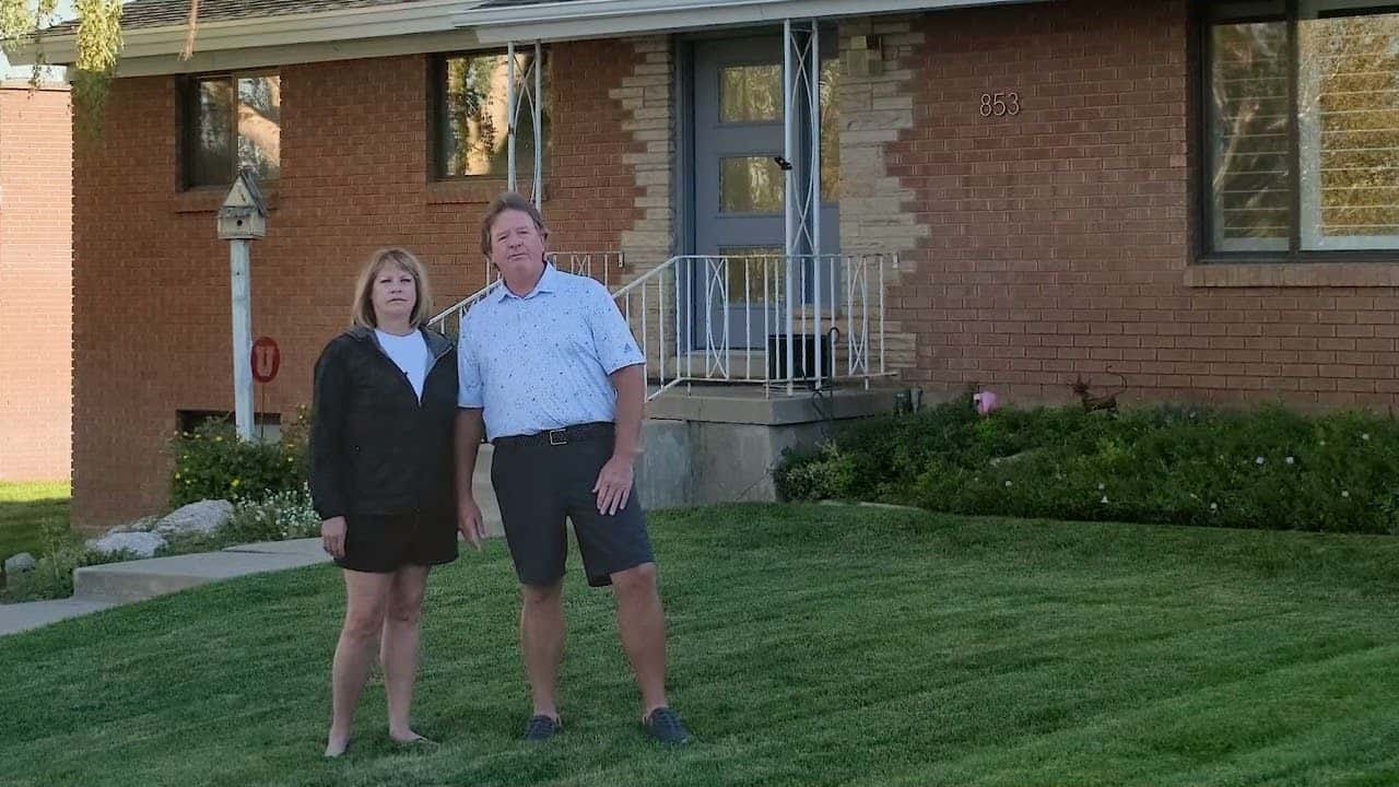 Rod and Shelley about their experience with Redline Roofing